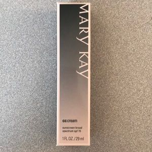 🔅CC Cream (Very Deep)🔅